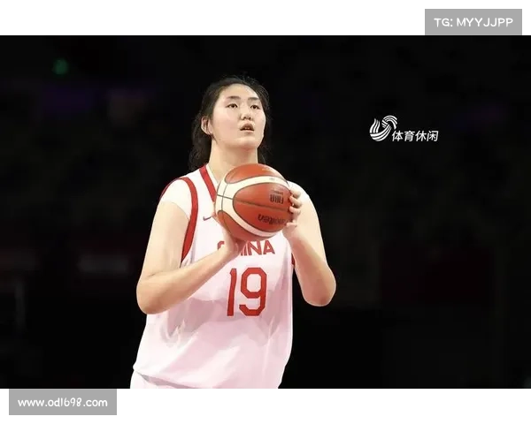 女篮巨人张子宇若战男篮:静态天赋碾压,动态短板几何?